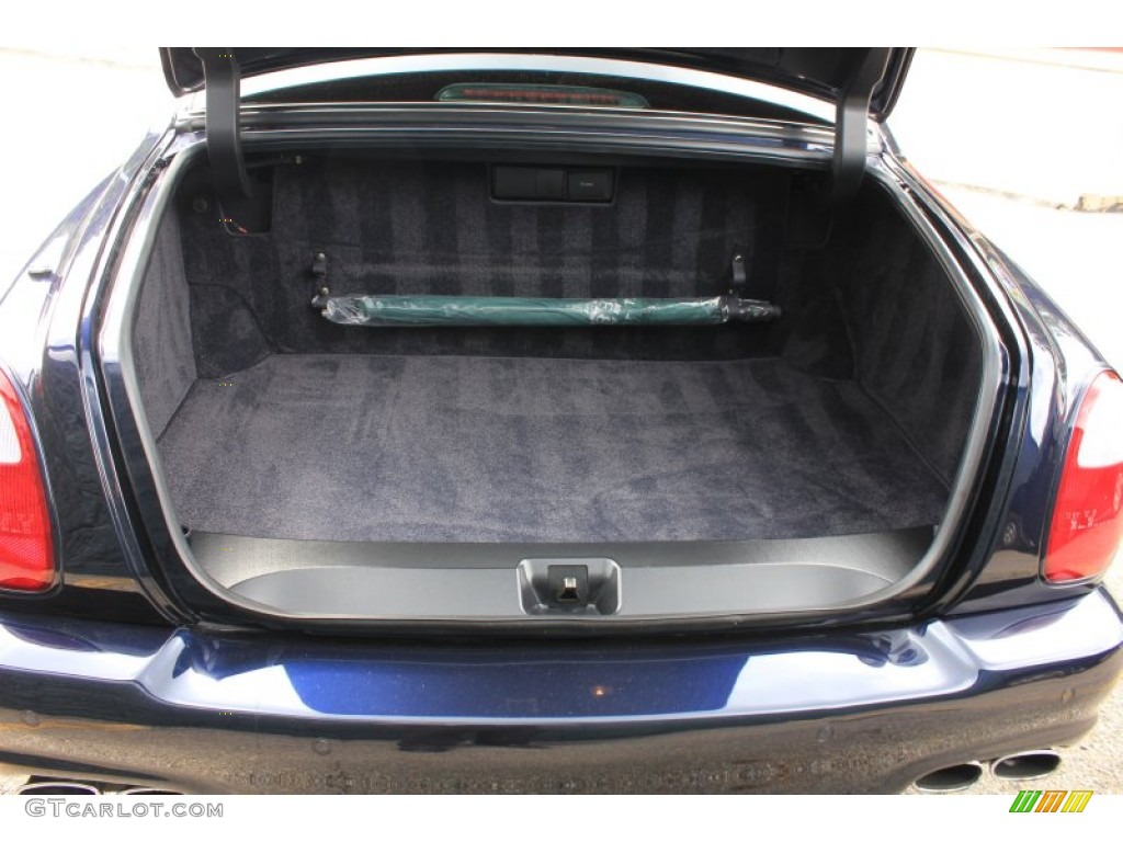 2007 Bentley Arnage T Trunk Photos