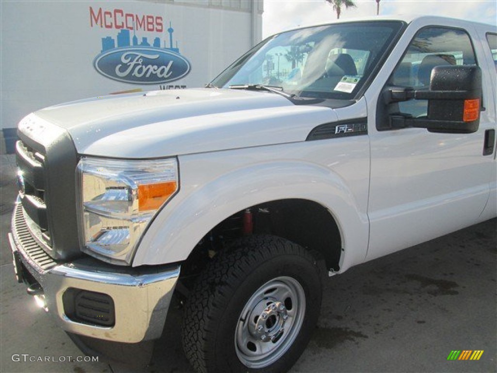 2015 F250 Super Duty XL Crew Cab 4x4 - Oxford White / Steel photo #2