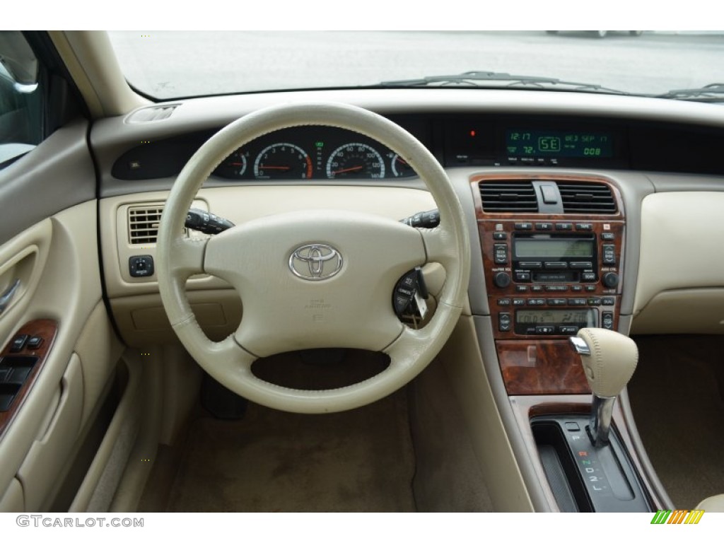 2002 Toyota Avalon XLS Dashboard Photos