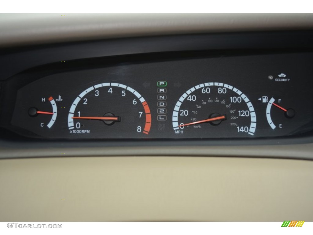 2002 Toyota Avalon XLS Gauges Photos