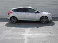 Ingot Silver - Focus SE Hatchback Photo No. 3