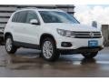 Pure White - Tiguan SE Photo No. 1