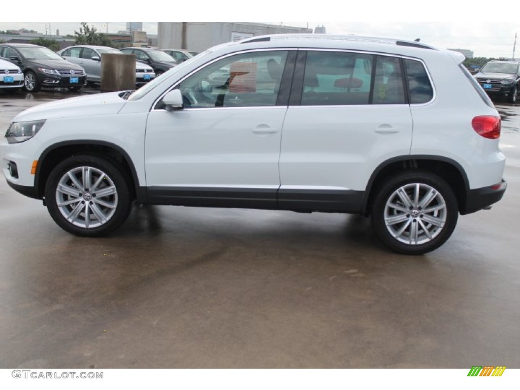 Pure White 2015 Volkswagen Tiguan SE Exterior Photo #97378659
