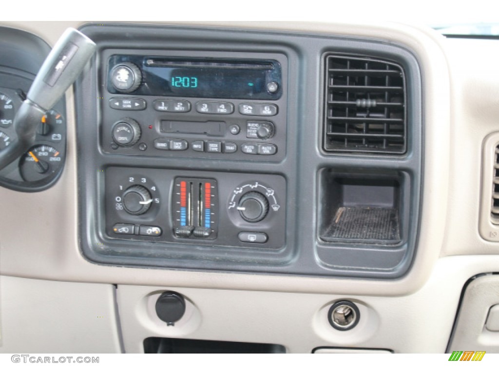 2004 Tahoe LS - Sport Red Metallic / Gray/Dark Charcoal photo #12