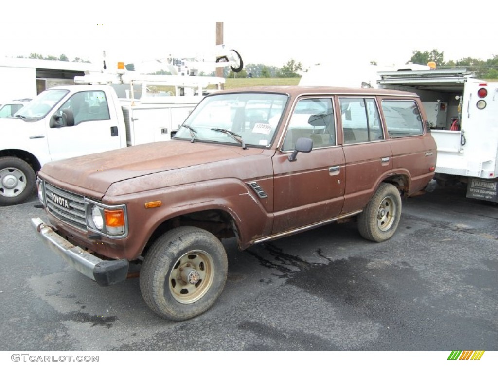Copper (Brown) Metallic 1984 Toyota Land Cruiser FJ60 Exterior Photo #97386672