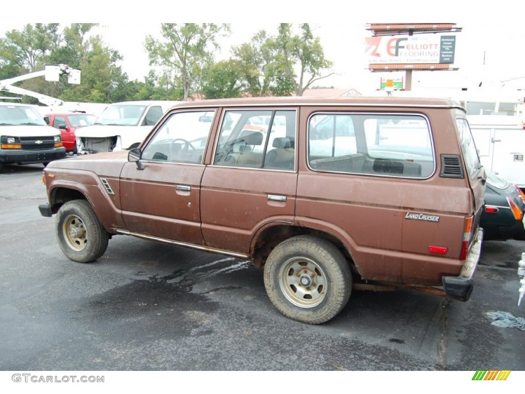 Copper (Brown) Metallic 1984 Toyota Land Cruiser FJ60 Exterior Photo #97386755