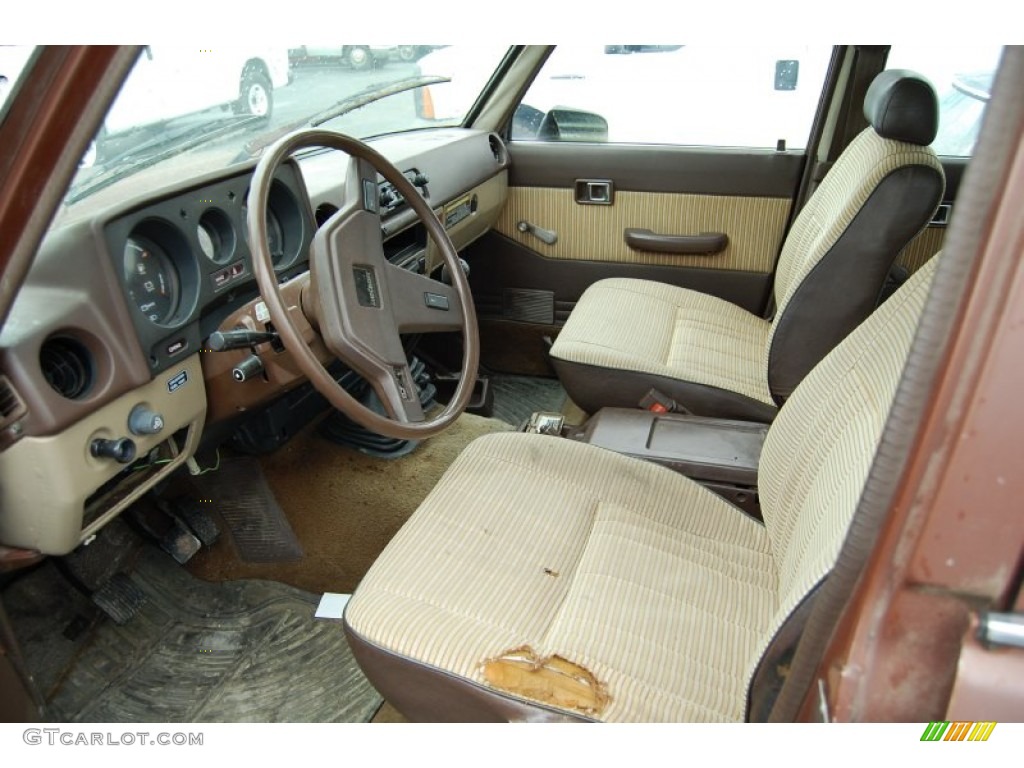 1984 Toyota Land Cruiser FJ60 Front Seat Photos