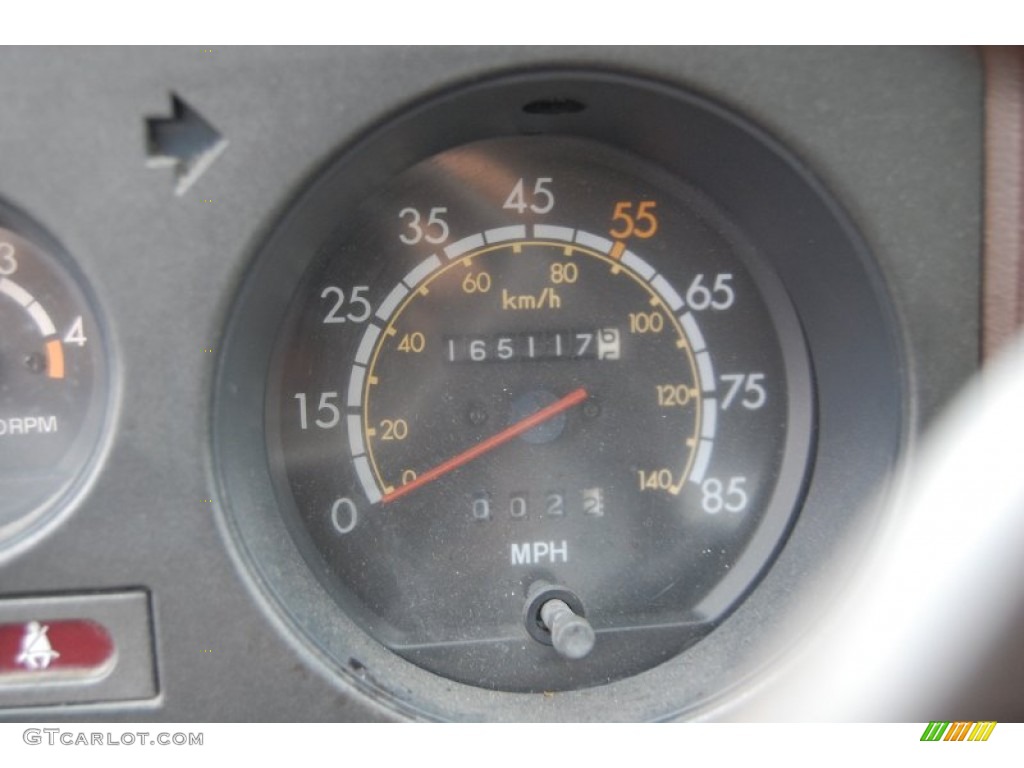 1984 Toyota Land Cruiser FJ60 Gauges Photos