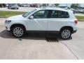 Pure White - Tiguan SE Photo No. 4