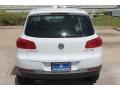 Pure White - Tiguan SE Photo No. 7