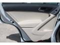 Pure White - Tiguan SE Photo No. 22