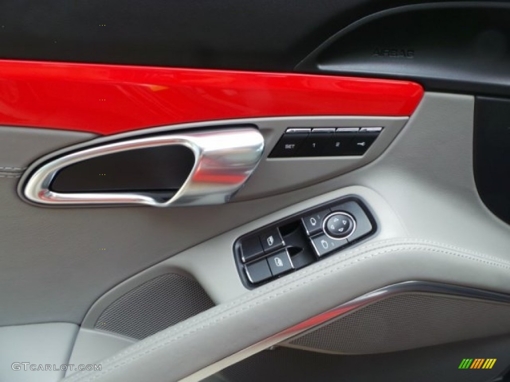 2014 Porsche 911 Turbo Coupe Controls Photos