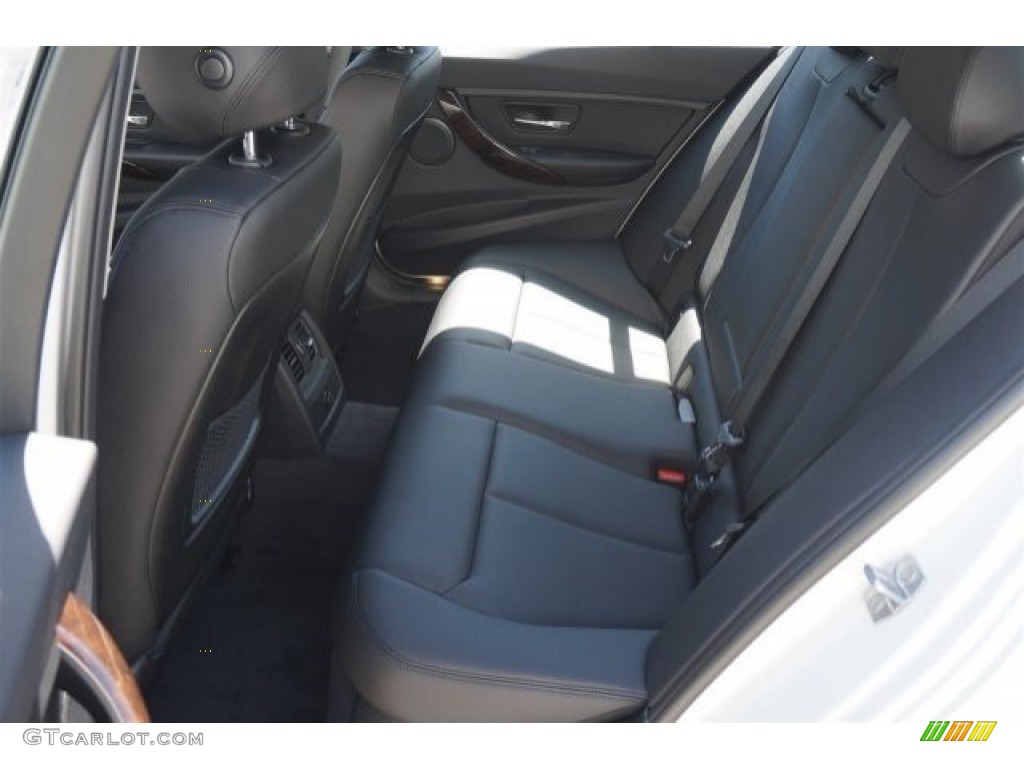 2015 3 Series 328i Sedan - Alpine White / Black photo #5