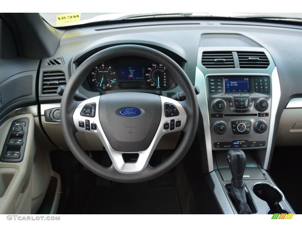 2015 Explorer FWD - Oxford White / Medium Light Stone photo #11