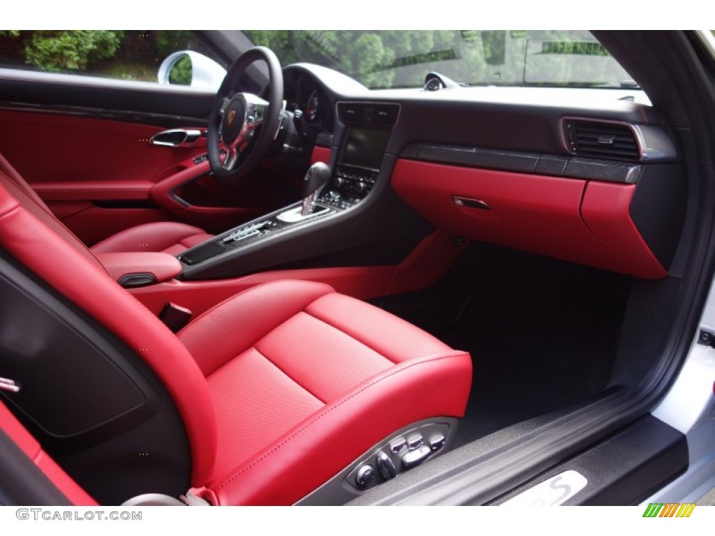 Black/Garnet Red Interior 2015 Porsche 911 Turbo S Coupe Photo #97407947