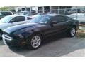 Black - Mustang V6 Coupe Photo No. 4