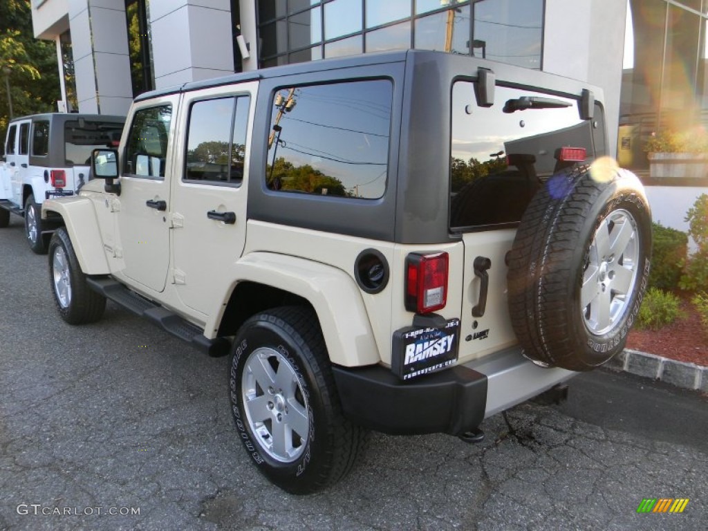 2011 Wrangler Unlimited Sahara 4x4 - Sahara Tan / Black/Dark Saddle photo #8