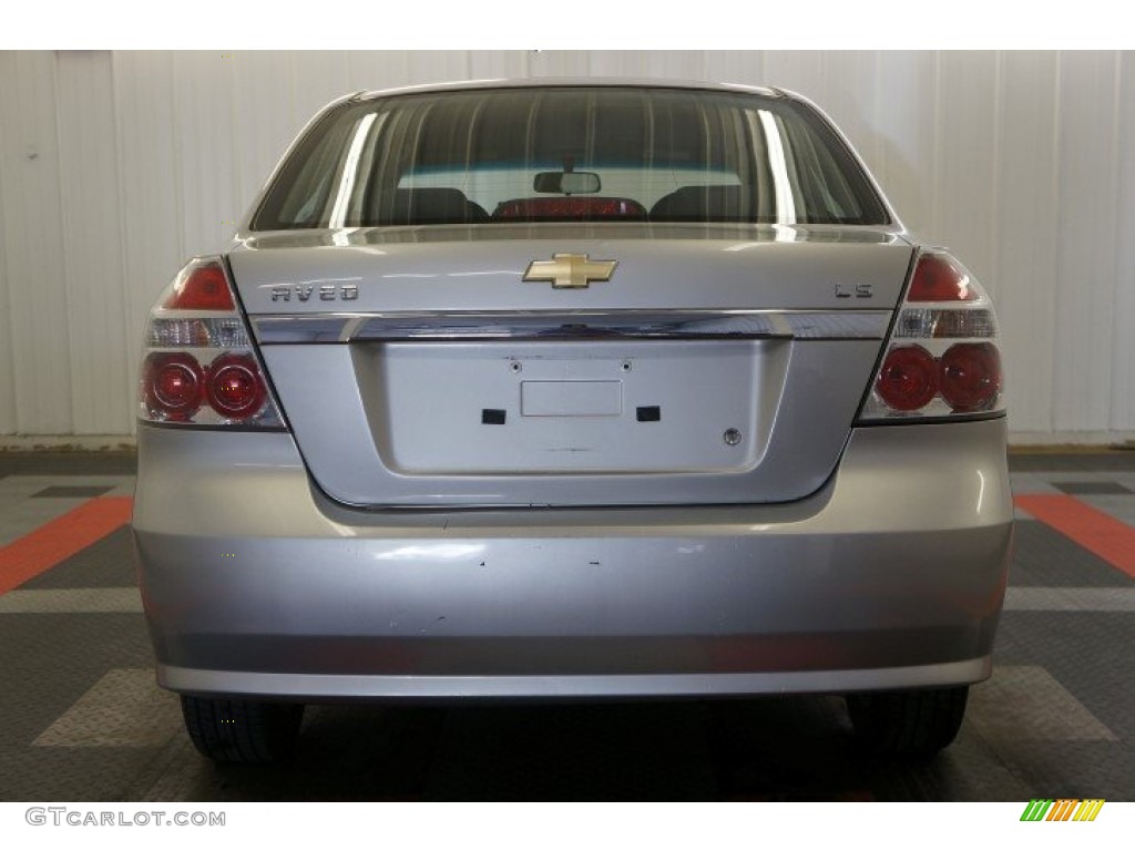 2008 Aveo LS Sedan - Cosmic Silver Metallic / Charcoal photo #9