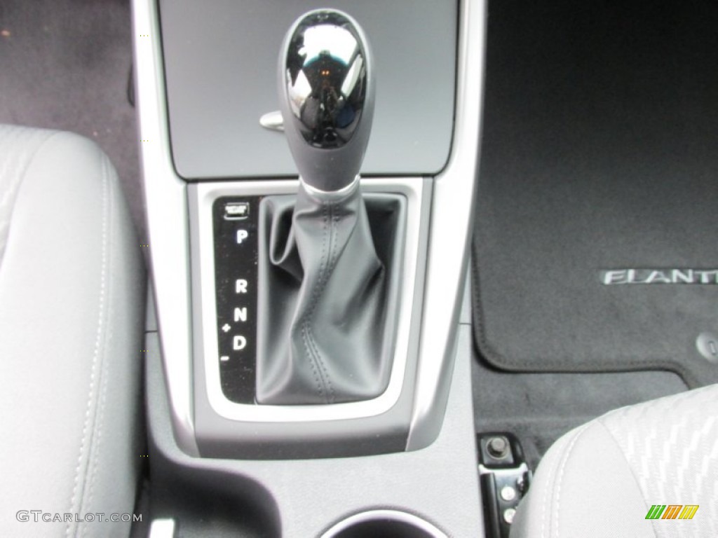 2015 Elantra SE Sedan - Shimmering Air Silver / Gray photo #28