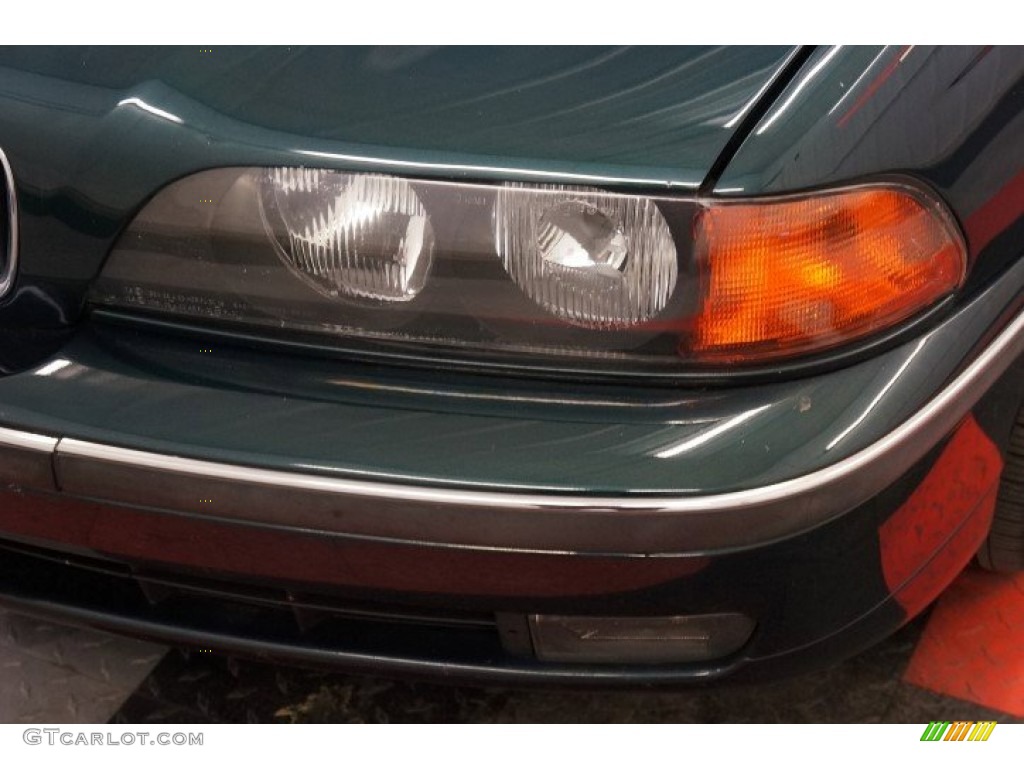 1997 5 Series 528i Sedan - Oxford Green Metallic / Sand Beige photo #29