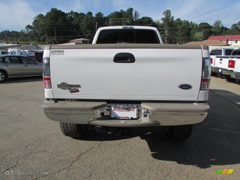 2005 F350 Super Duty King Ranch Crew Cab 4x4 - Oxford White / Castano Leather photo #8