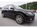 Front 3/4 View of 2015 Rogue SL