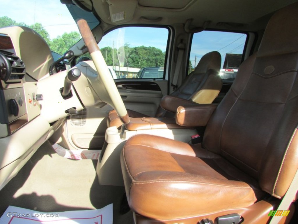 2005 F350 Super Duty King Ranch Crew Cab 4x4 - Oxford White / Castano Leather photo #39