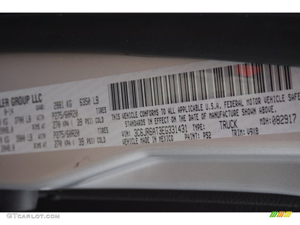 2014 1500 Express Regular Cab - Bright Silver Metallic / Black/Diesel Gray photo #19