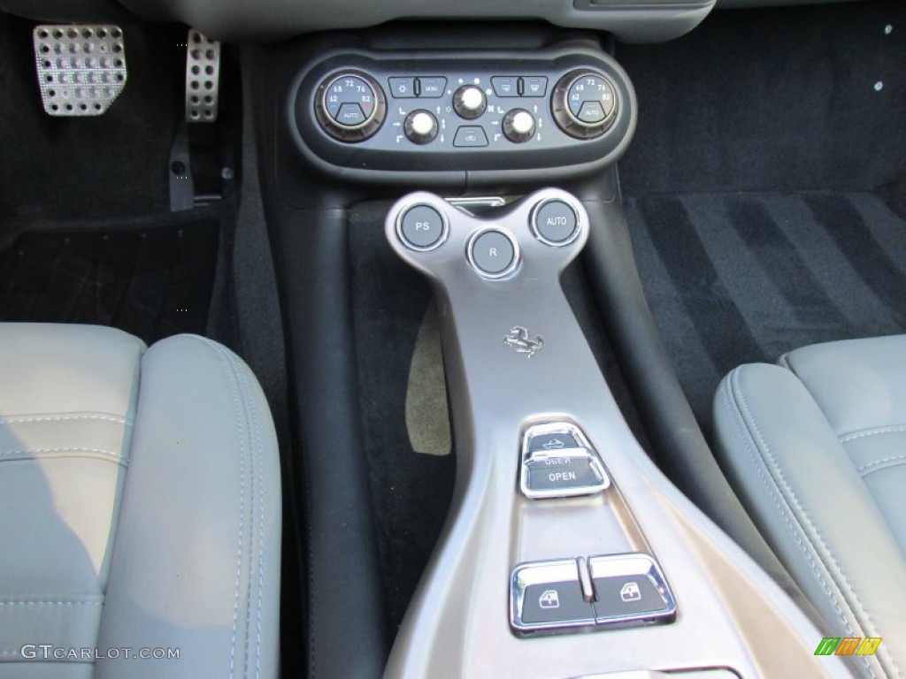 2010 Ferrari California Standard California Model 7 Speed F1 Dual-Clutch Automatic Transmission Photo #97435429