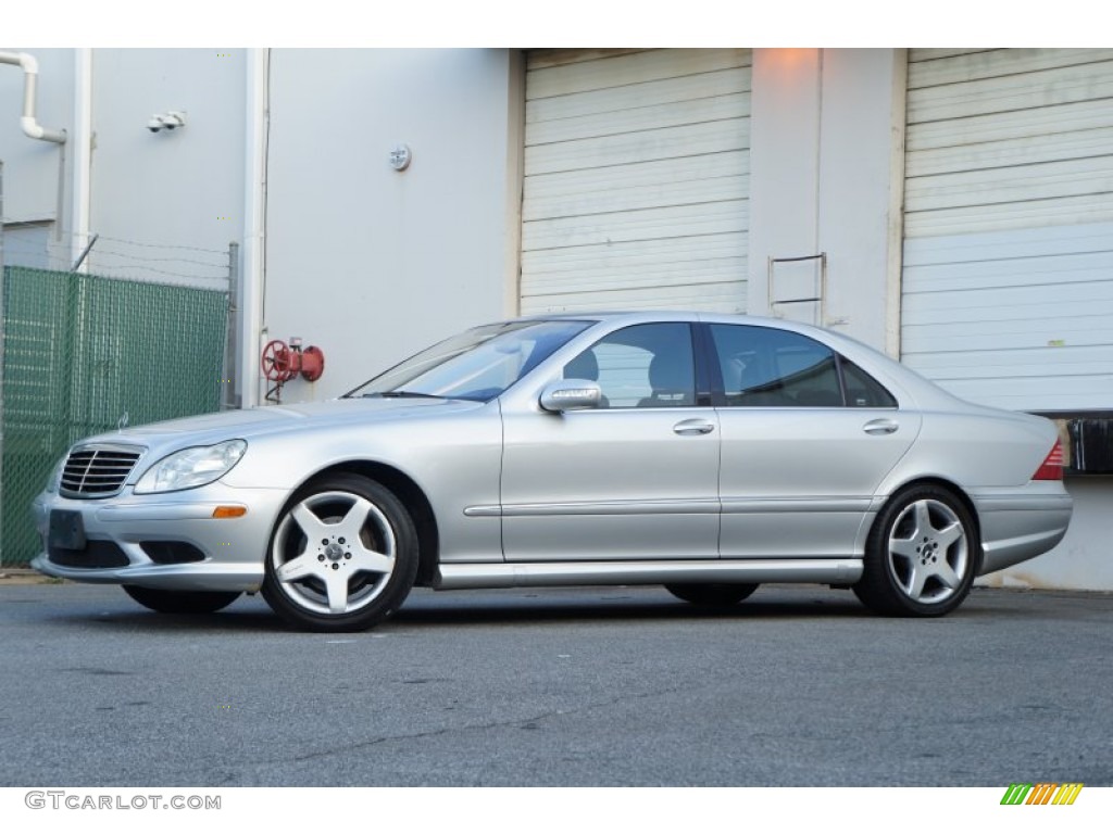 2004 S 500 Sedan - Brilliant Silver Metallic / Charcoal photo #3