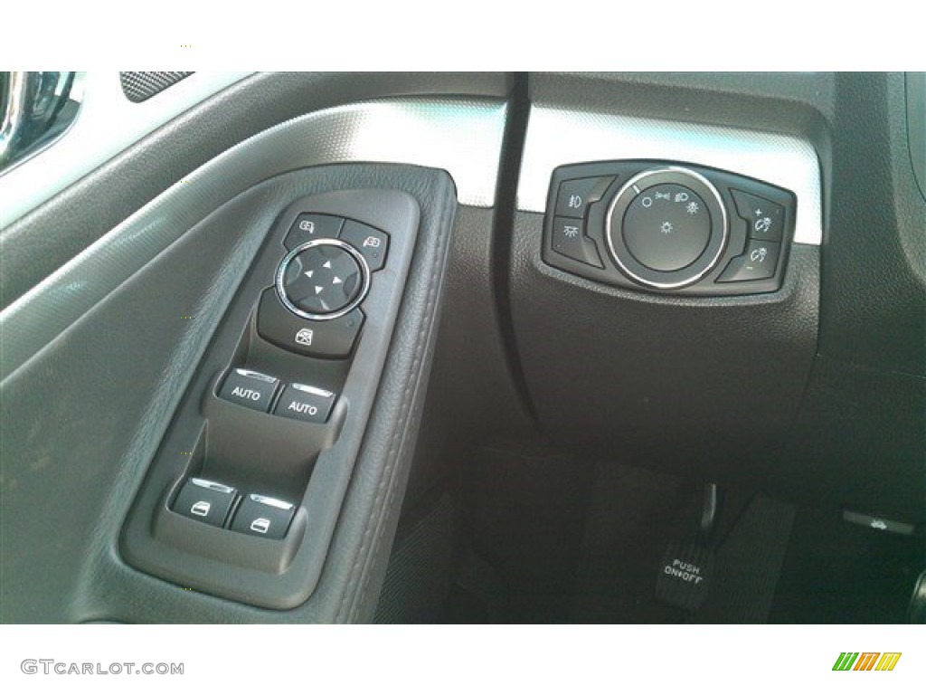 2015 Explorer XLT - Magnetic / Charcoal Black photo #21