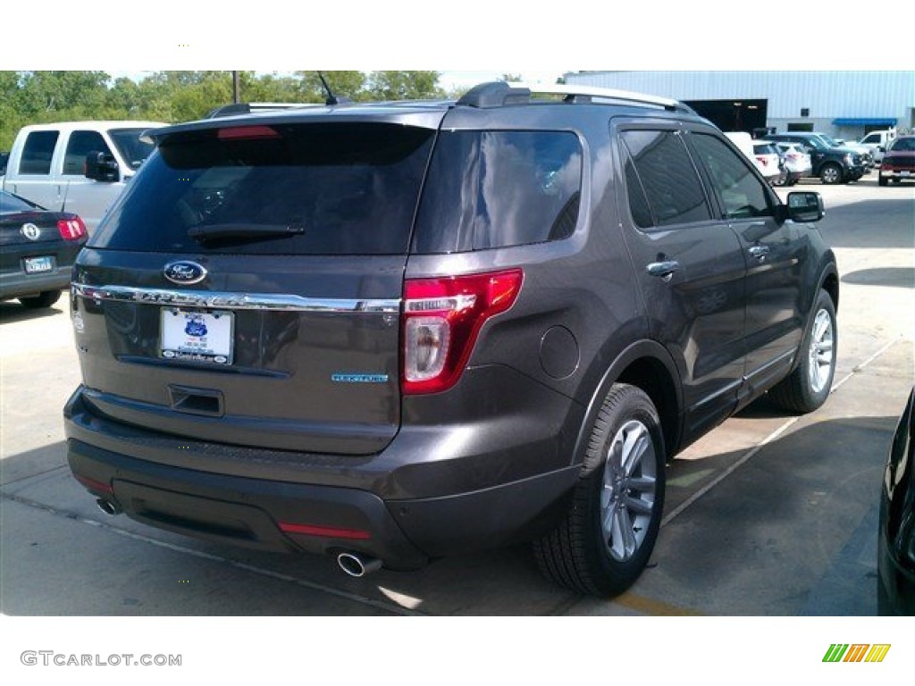 2015 Explorer XLT - Magnetic / Charcoal Black photo #7