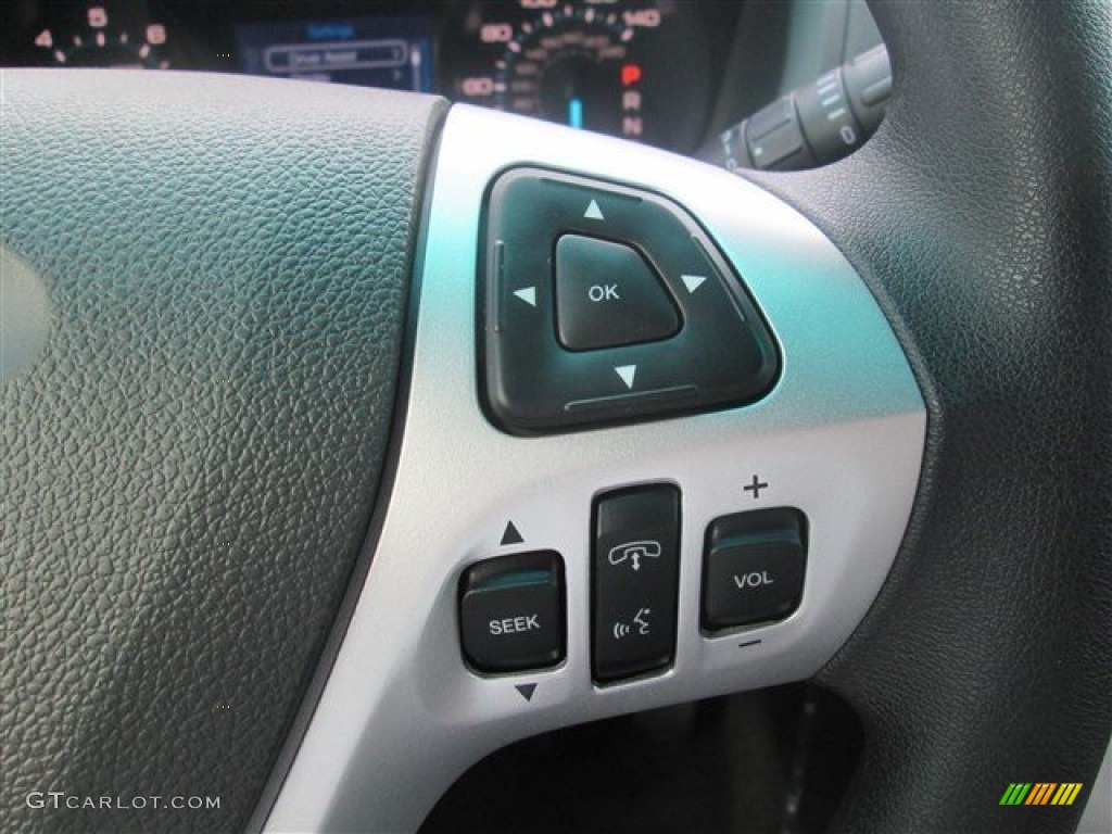 2015 Explorer FWD - Oxford White / Medium Light Stone photo #30