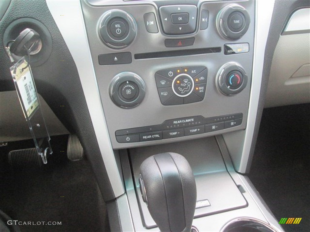 2015 Explorer FWD - Oxford White / Medium Light Stone photo #32