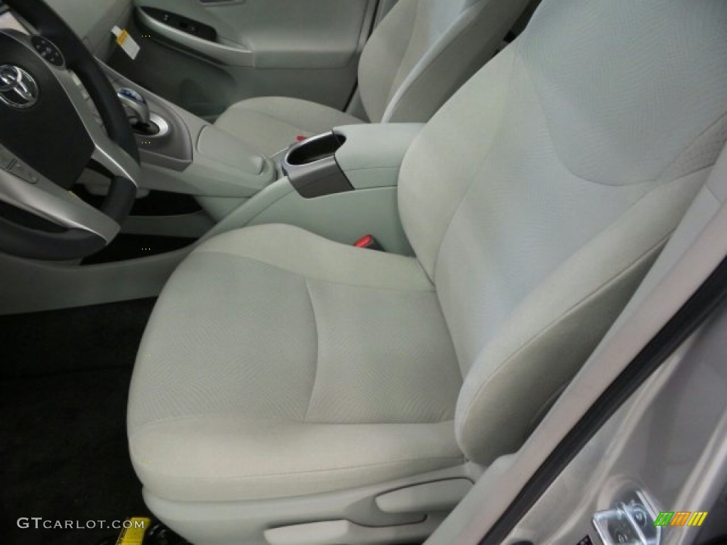 2015 Toyota Prius Three Hybrid Front Seat Photo #97454313