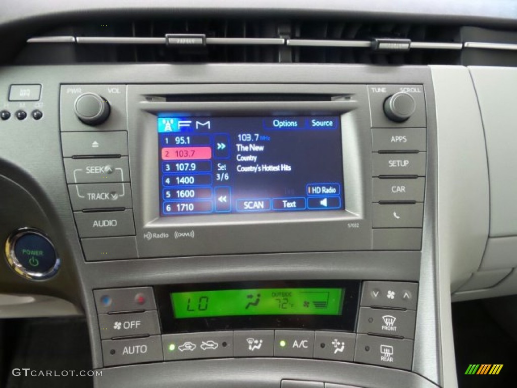 2015 Toyota Prius Three Hybrid Controls Photo #97454428