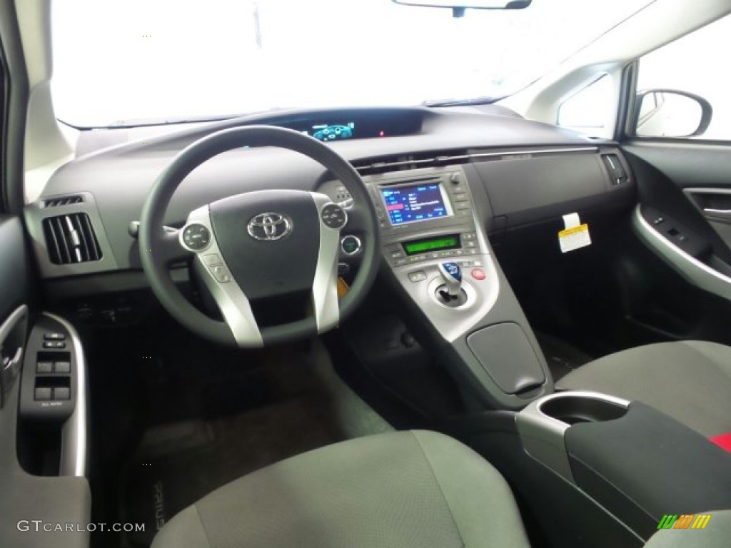 2015 Prius Three Hybrid - Nautical Blue Metallic / Dark Gray photo #6