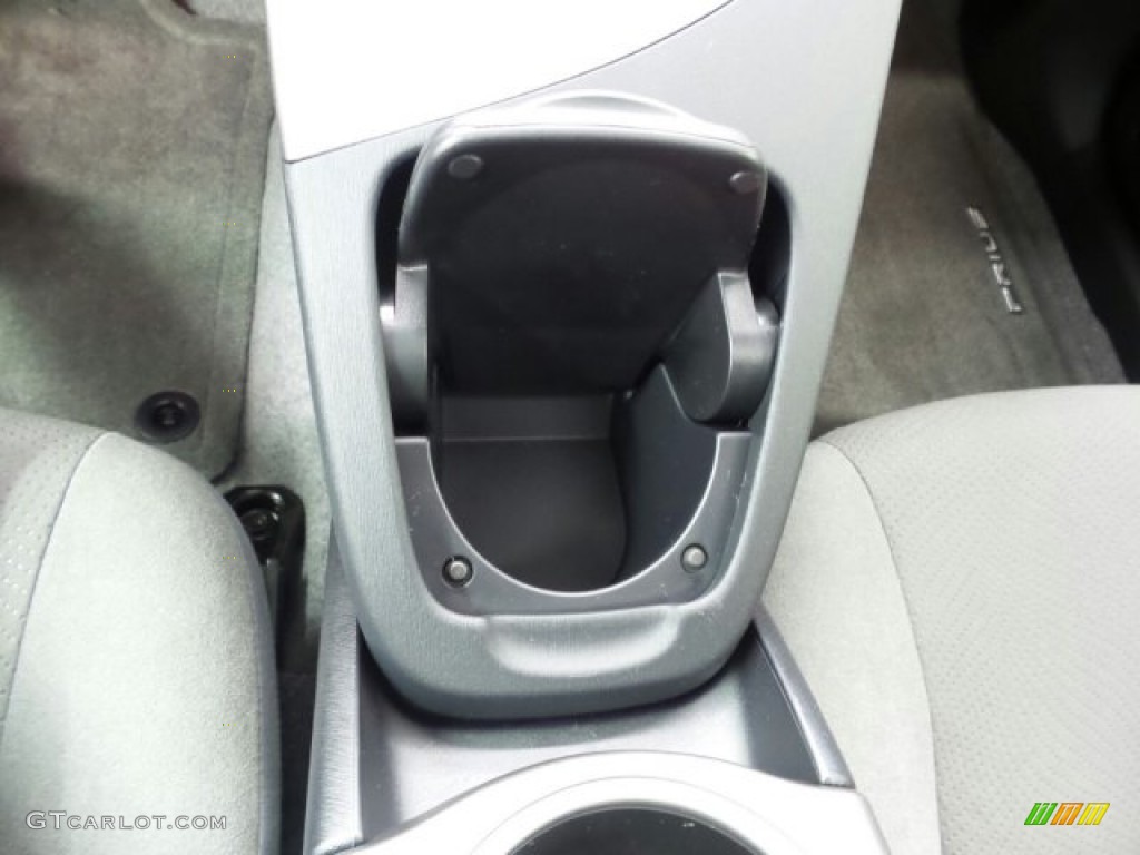 2015 Prius Three Hybrid - Nautical Blue Metallic / Dark Gray photo #20