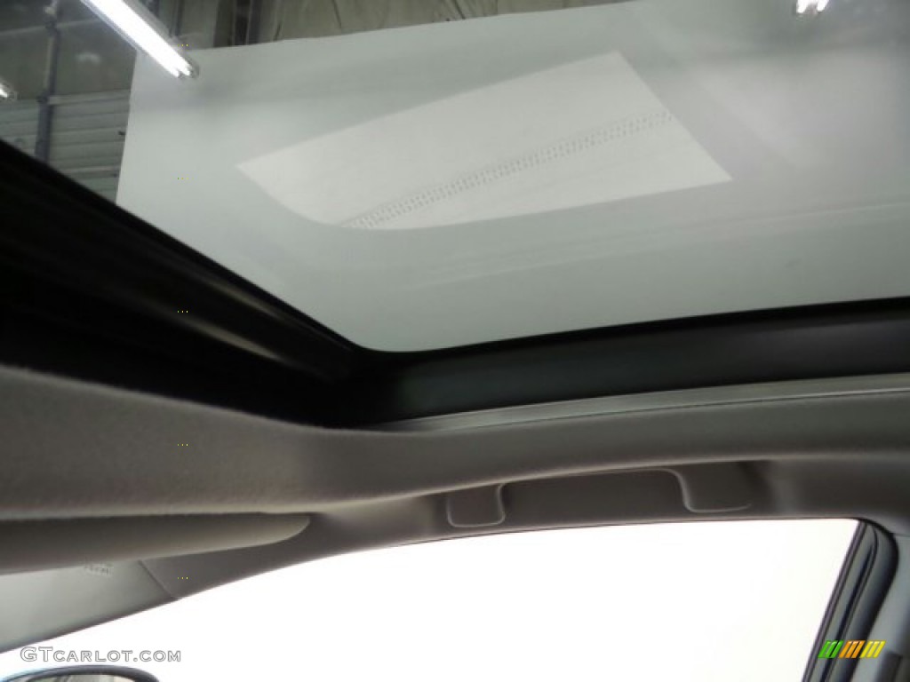 2015 Prius Three Hybrid - Nautical Blue Metallic / Dark Gray photo #25