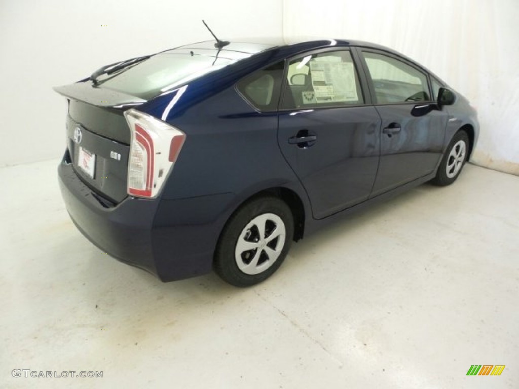 2015 Prius Three Hybrid - Nautical Blue Metallic / Dark Gray photo #35