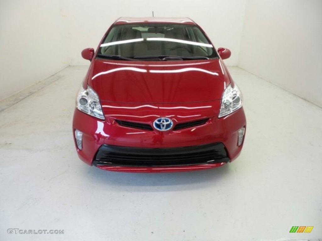 2015 Prius Two Hybrid - Barcelona Red Metallic / Bisque photo #3