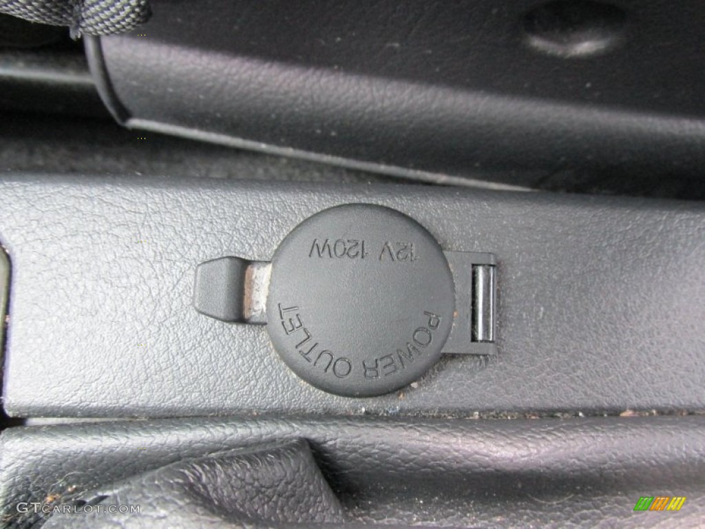 2008 Aveo LS Sedan - Black / Charcoal photo #35