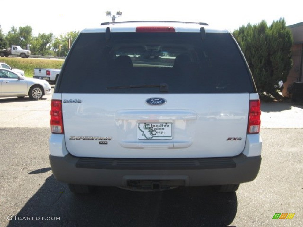 2003 Expedition XLT 4x4 - Oxford White / Flint Grey photo #23