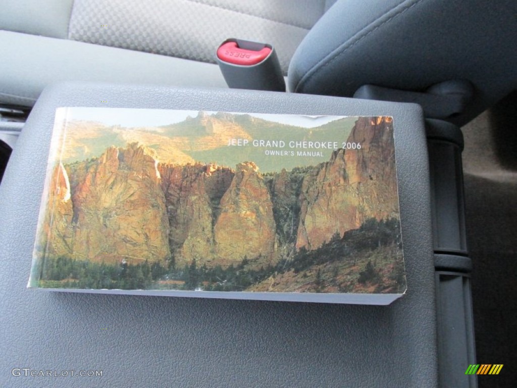 2006 Grand Cherokee Laredo 4x4 - Red Rock Crystal Pearl / Medium Slate Gray photo #29