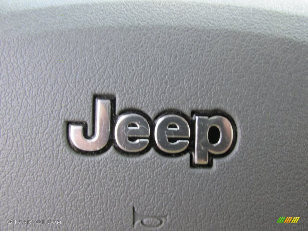 2006 Grand Cherokee Laredo 4x4 - Red Rock Crystal Pearl / Medium Slate Gray photo #34