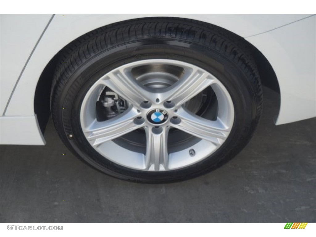 2015 3 Series 328i Sedan - Alpine White / Black photo #4