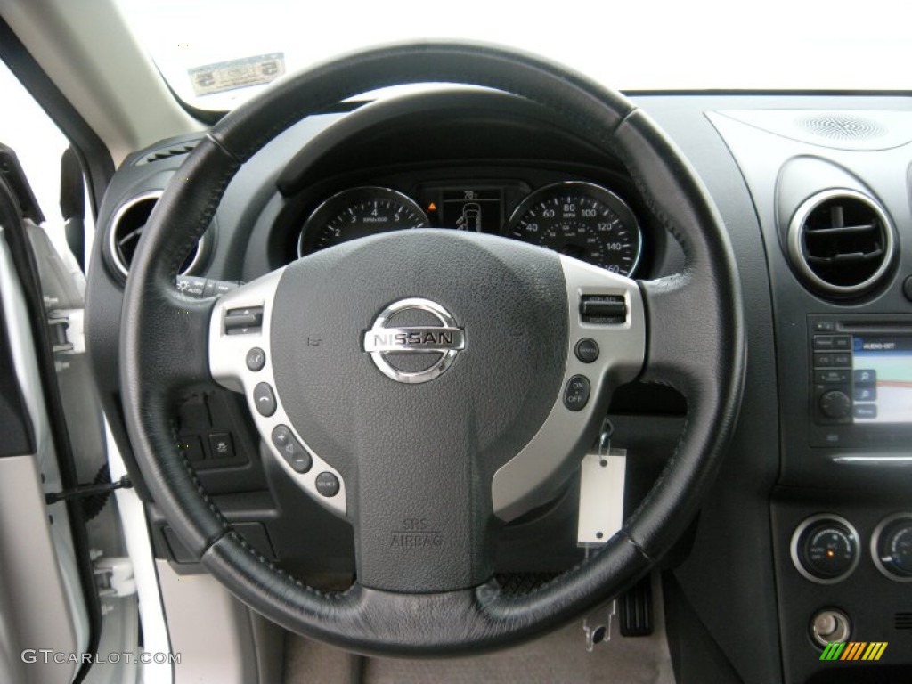 2011 Rogue SV - Pearl White / Gray photo #48