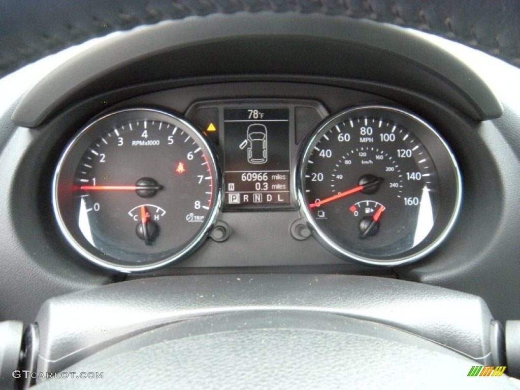 2011 Rogue SV - Pearl White / Gray photo #49