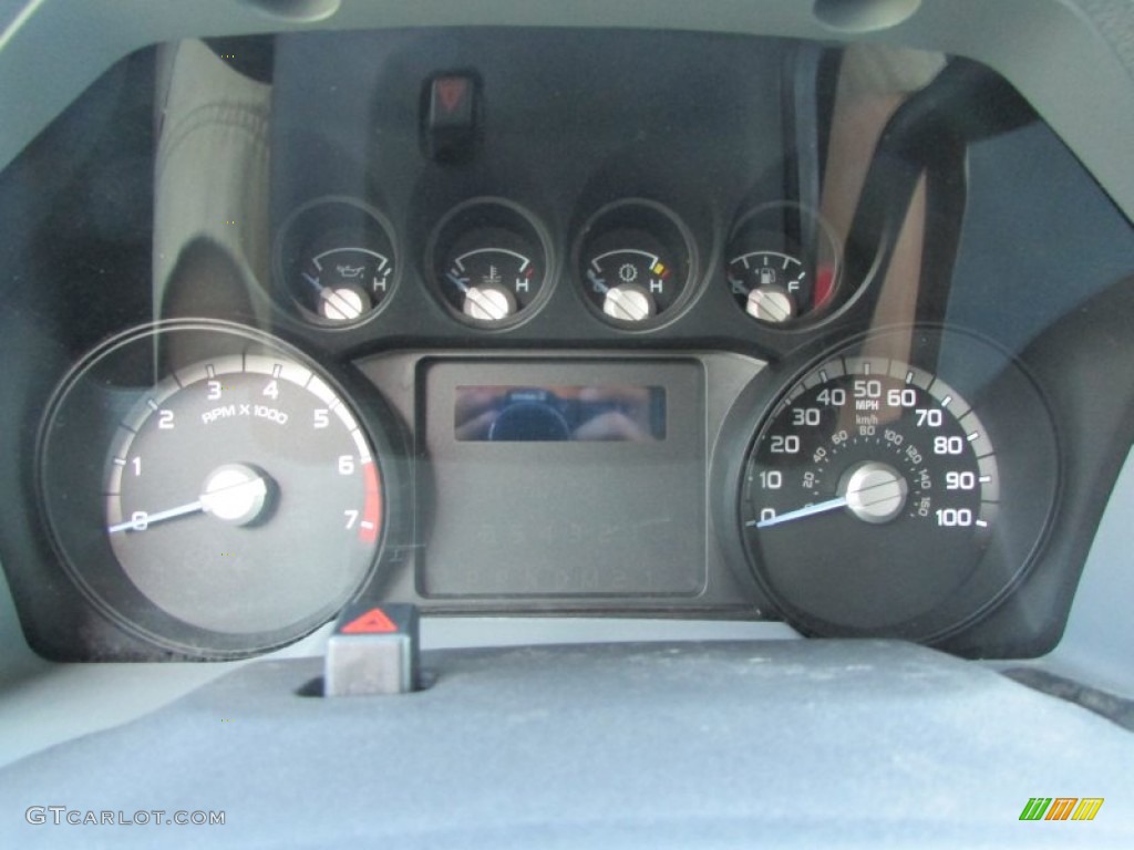 2014 F350 Super Duty XL Regular Cab 4x4 Flat Bed - Oxford White / Steel photo #23