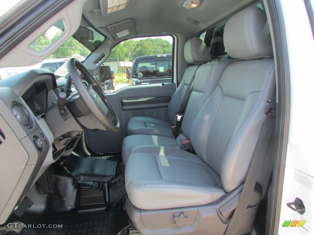 2014 F350 Super Duty XL Regular Cab 4x4 Flat Bed - Oxford White / Steel photo #30